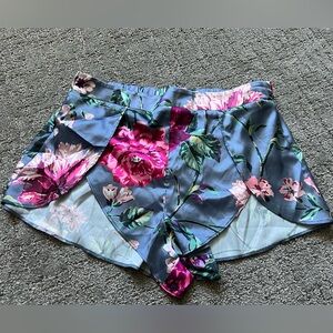 NWT Victoria’s Secret satin split leg sleep shorts size s.